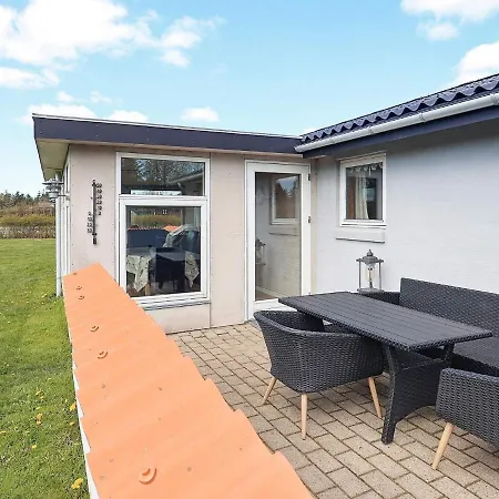 Vakantiehuis 5 Person Holiday In Hals